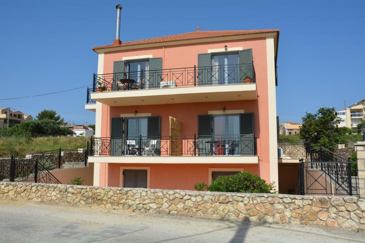 Lotus Sea View Studio Apartment 2 Lixouri Buitenkant foto